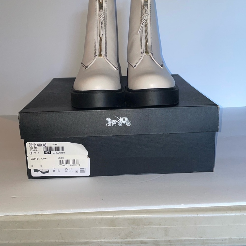 Coach Women's Liza Leather Boot in Chalk NIB